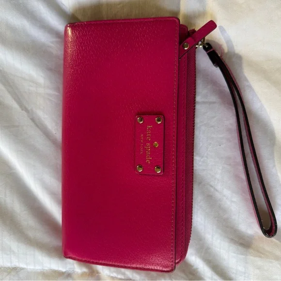 Kate Spade Pink Wristlet Wallet - Picture 4 of 12